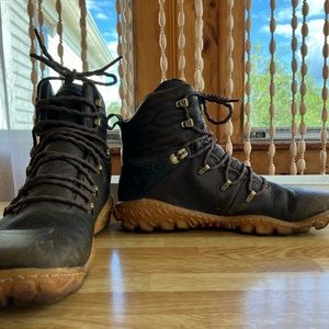 Vivobarefoot Women’s Tracker Forest Esc in Bracken